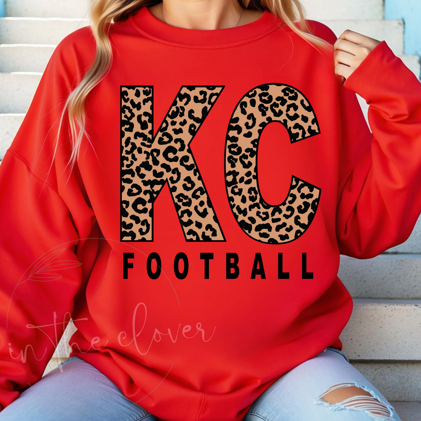 BLOCK LEOPARD FOOTBALL - RED CREWNECK