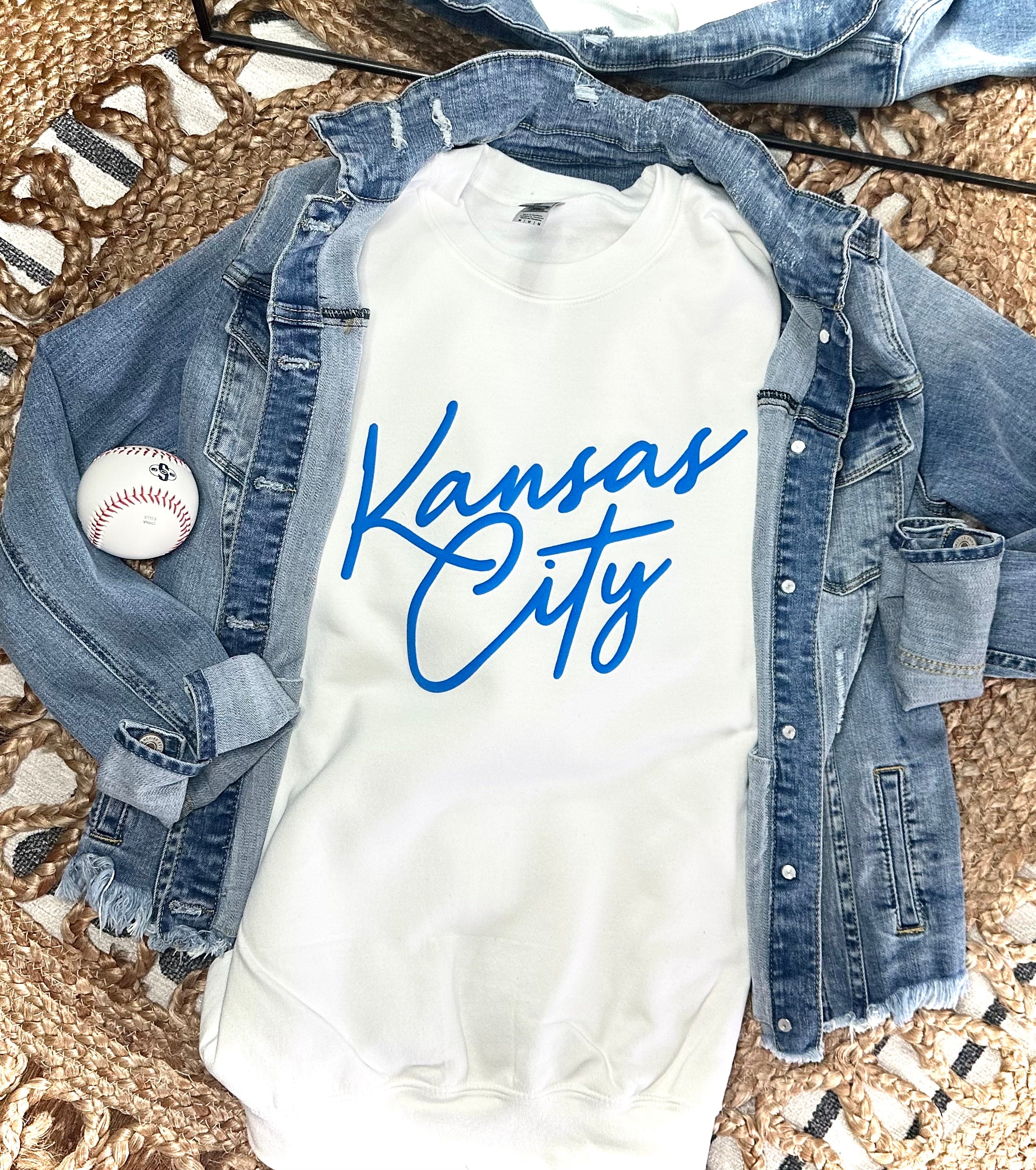 PUFF BLUE KANSAS CITY SCRIPT - WHITE CREWNECK