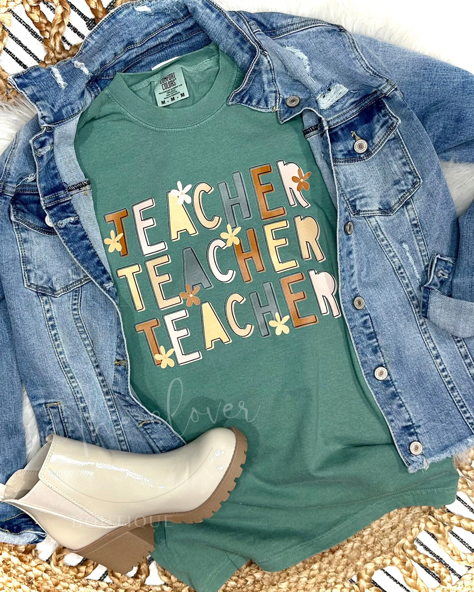 REPEAT FLORAL TEACHER - GREEN TEE