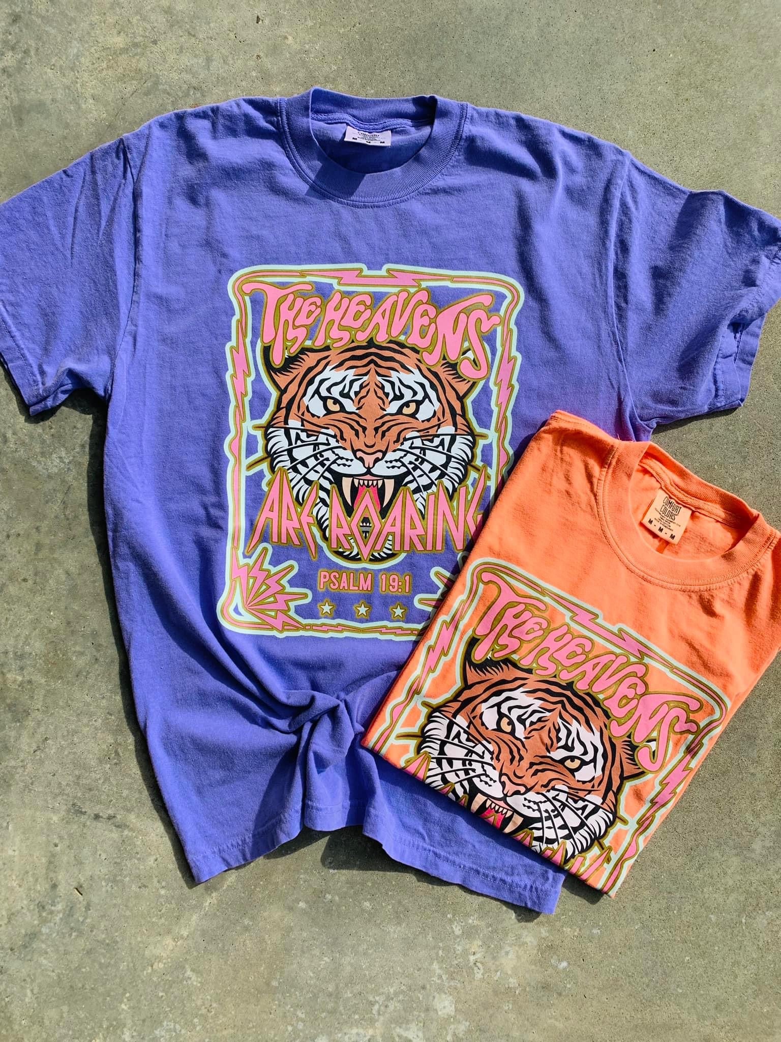 THE HEAVENS ARE ROARING - PUPRLE TEE