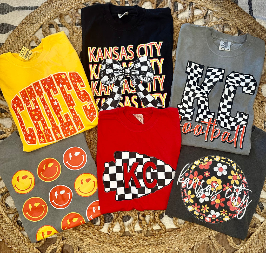 REPEAT KANSAS CITY WITH CHECKERED COQUETTE BOW - BLACK TEE