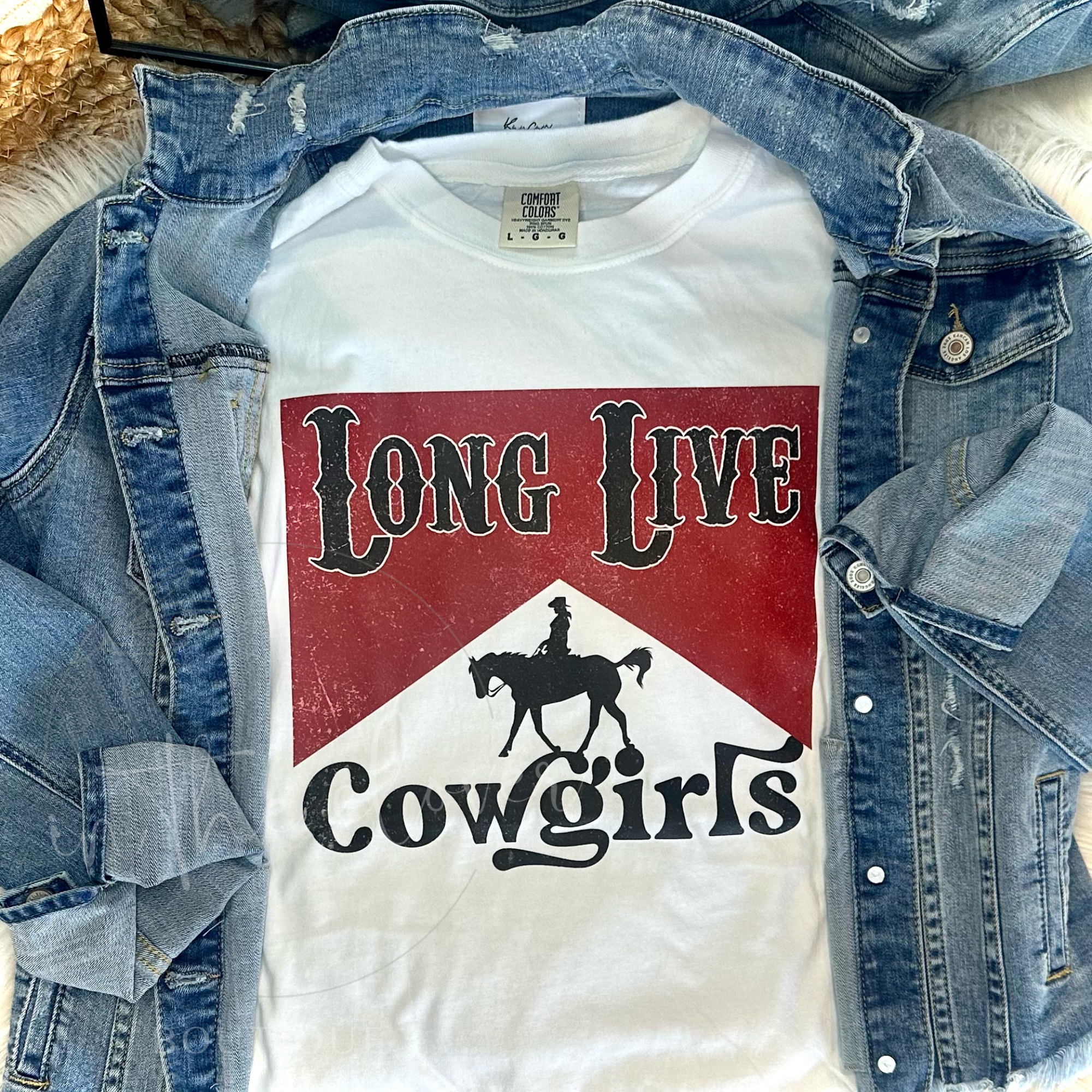 LONG LIVE COWGIRLS - WHITE TEE