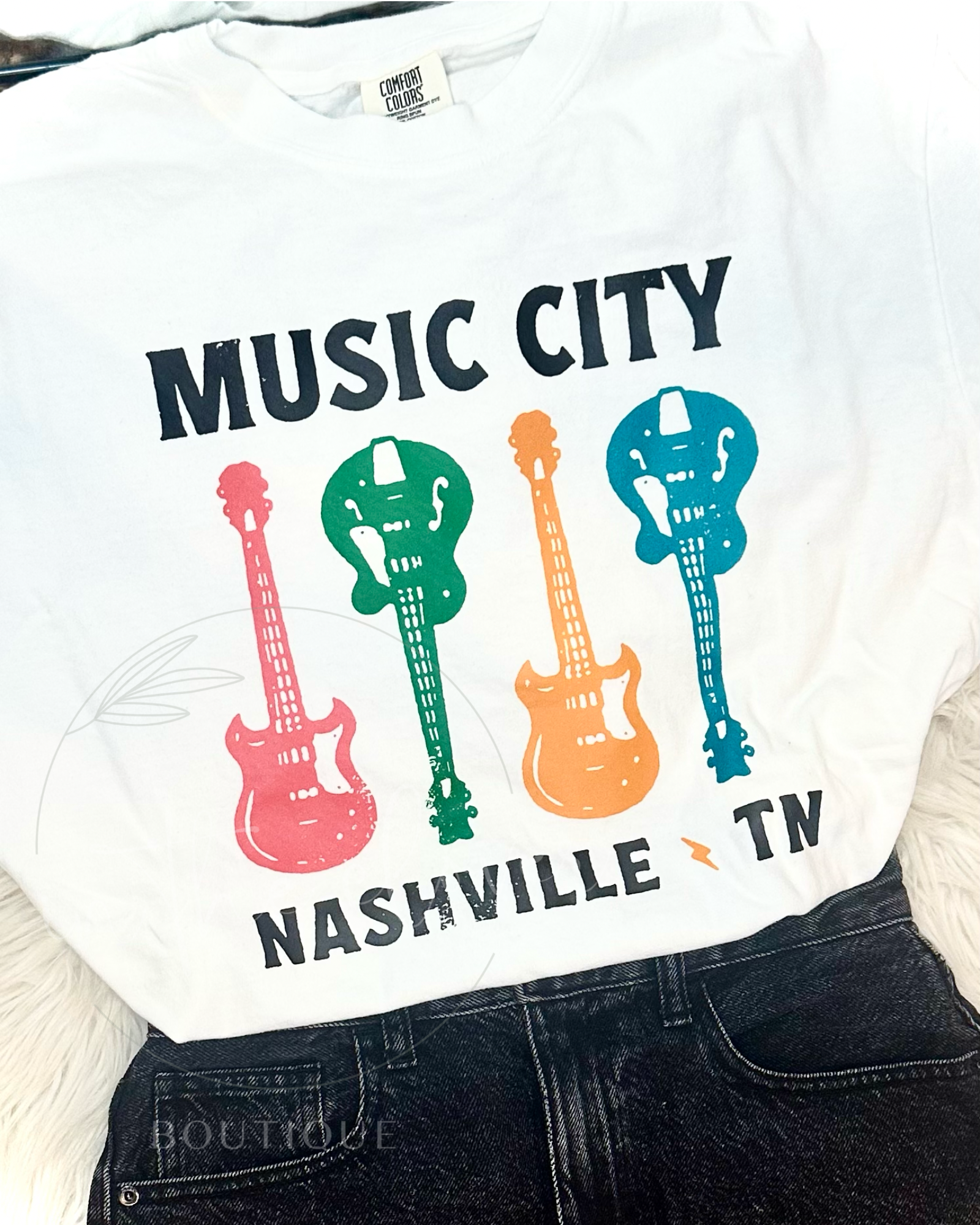 MUSIC CITY GUITARS - WHITE TEE