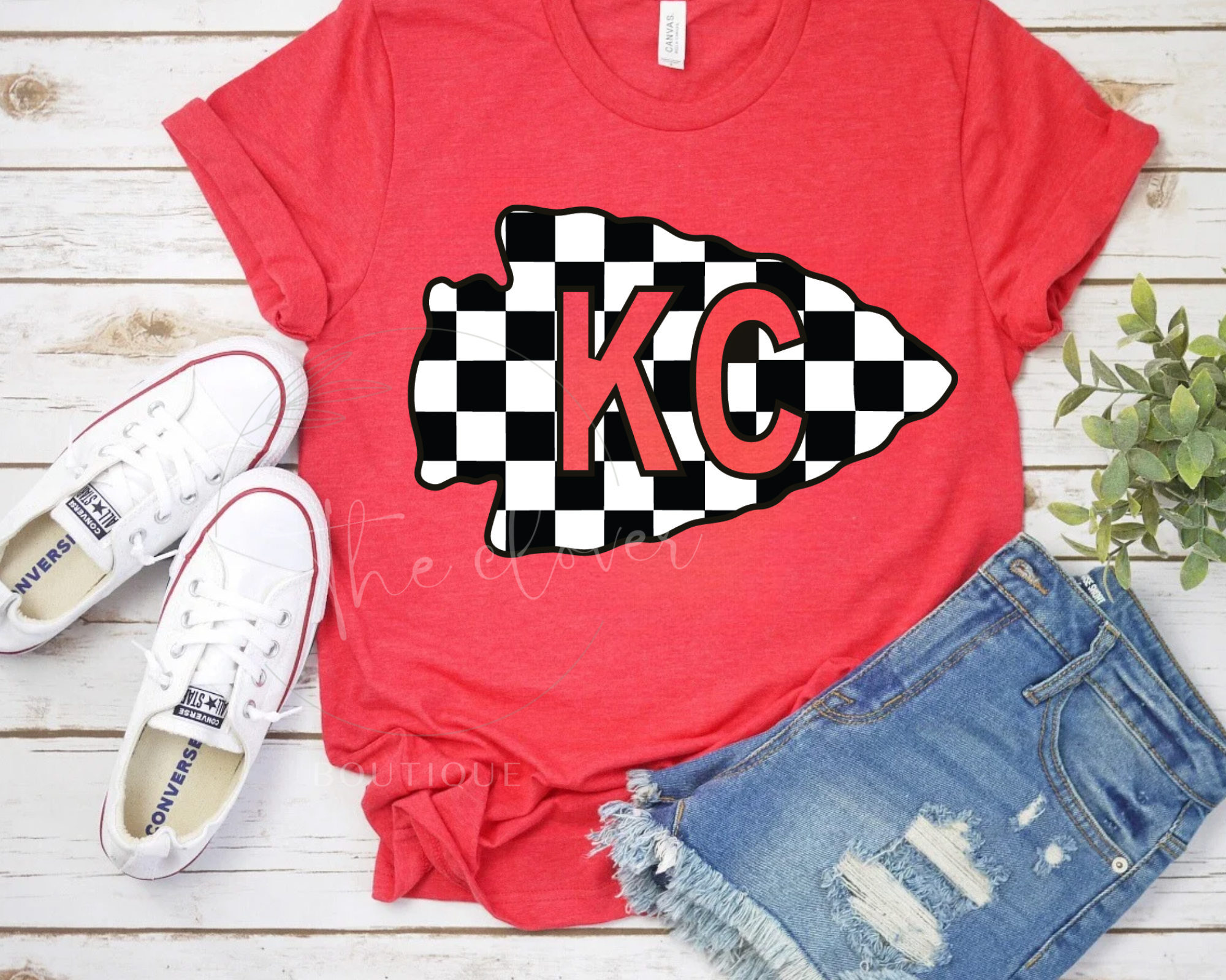 BLACK AND WHITE CHECKERED KC ARROWHEAD - RED TEE