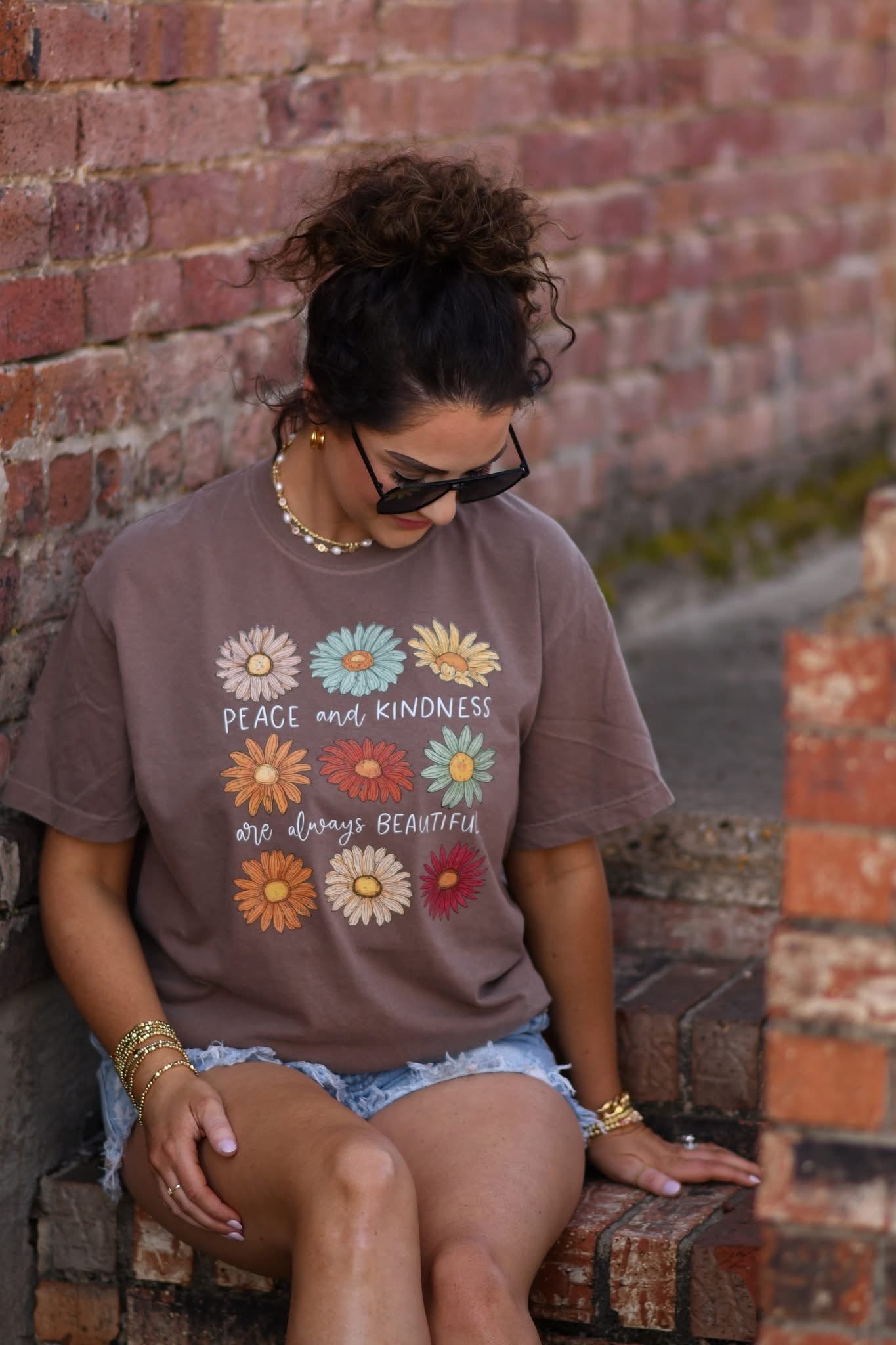 PEACE & KINDNESS - ESPRESSO TEE