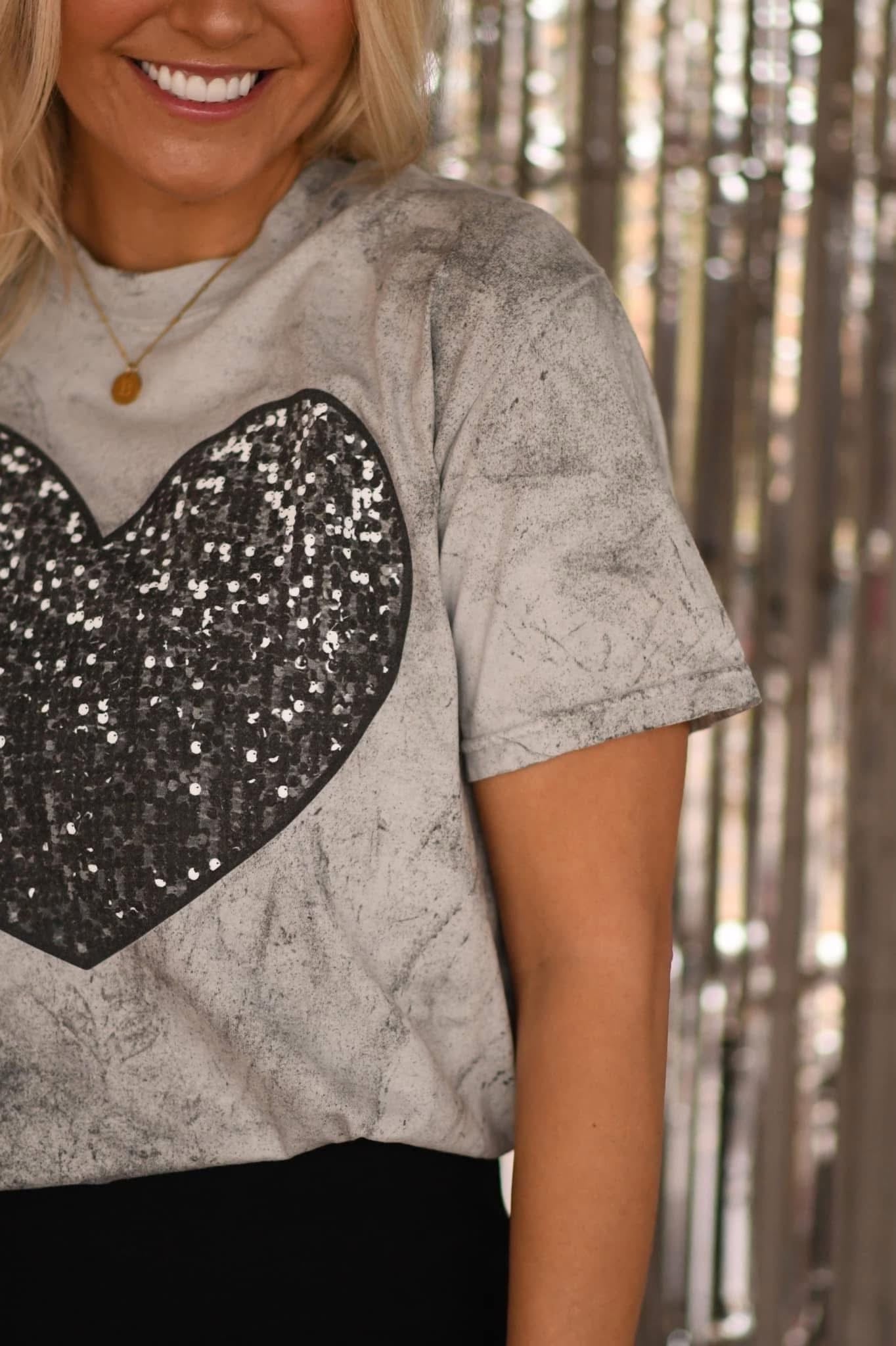FAUX SEQUENCE HEART - SMOKE TEE