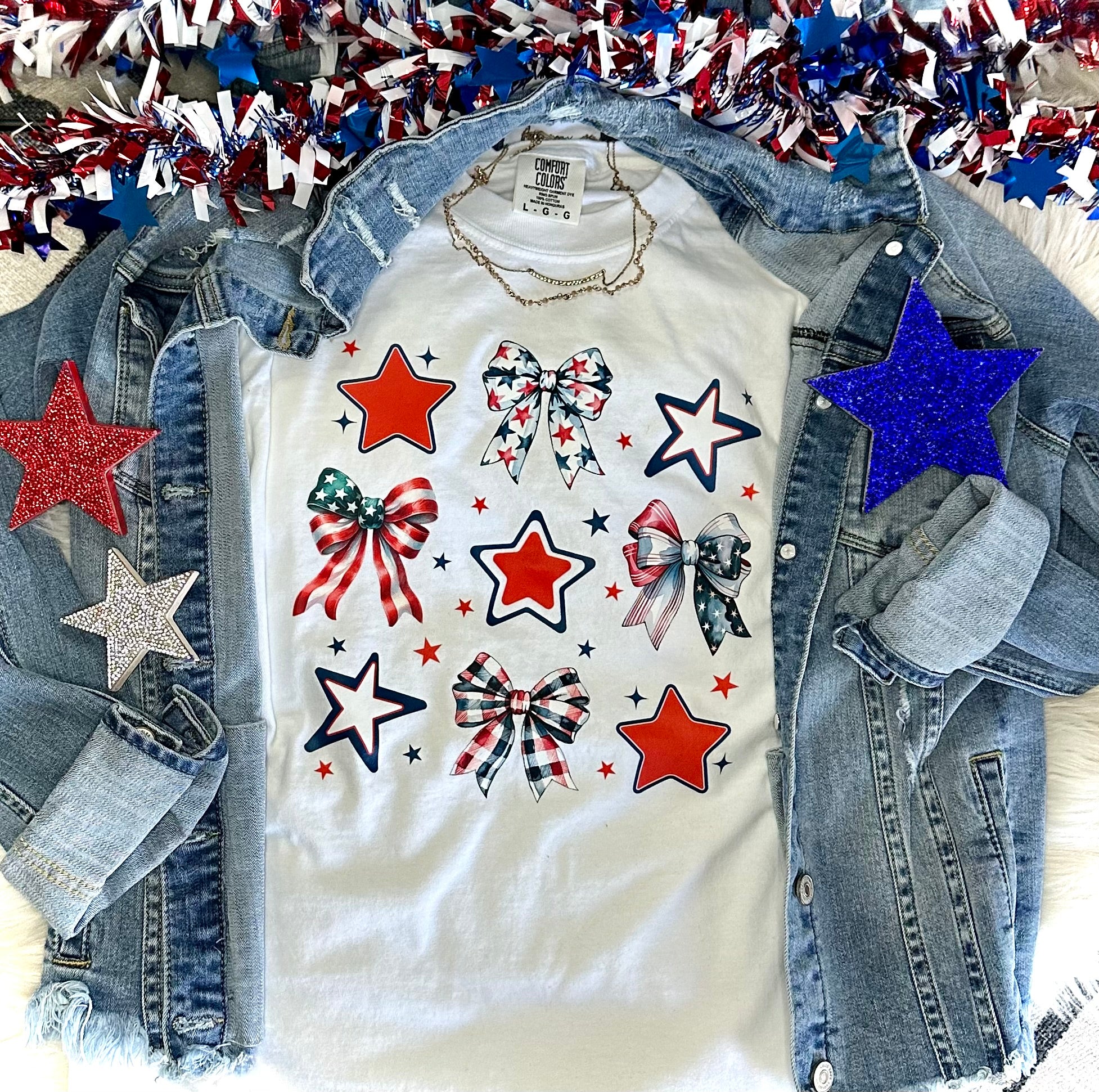 RED WHITE AND BLUE COQUETTE COLLAGE - WHITE TEE