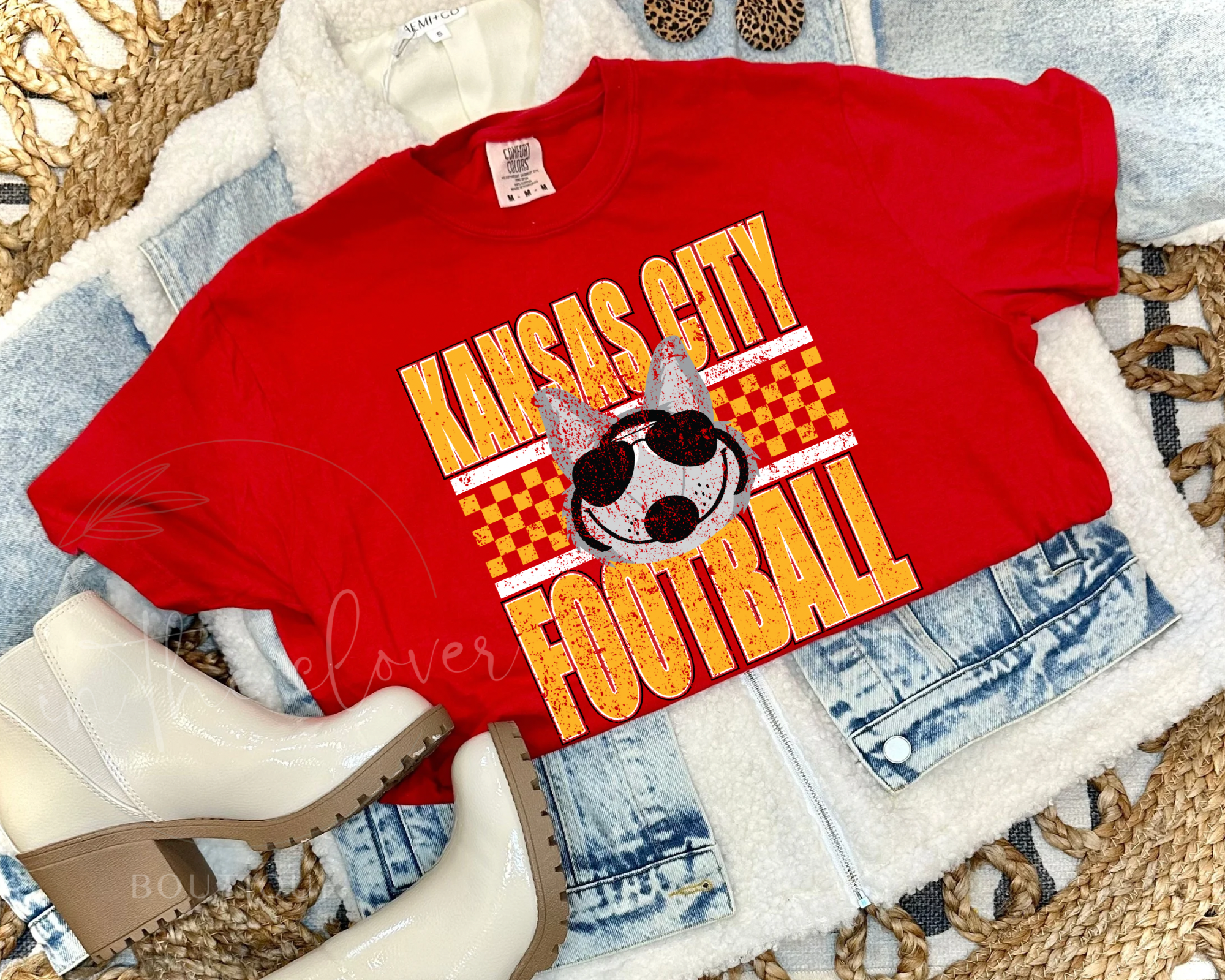 KANSAS CITY FOOTBALL CHECKERED KC WOLF- RED TEE – In the Clover Boutique