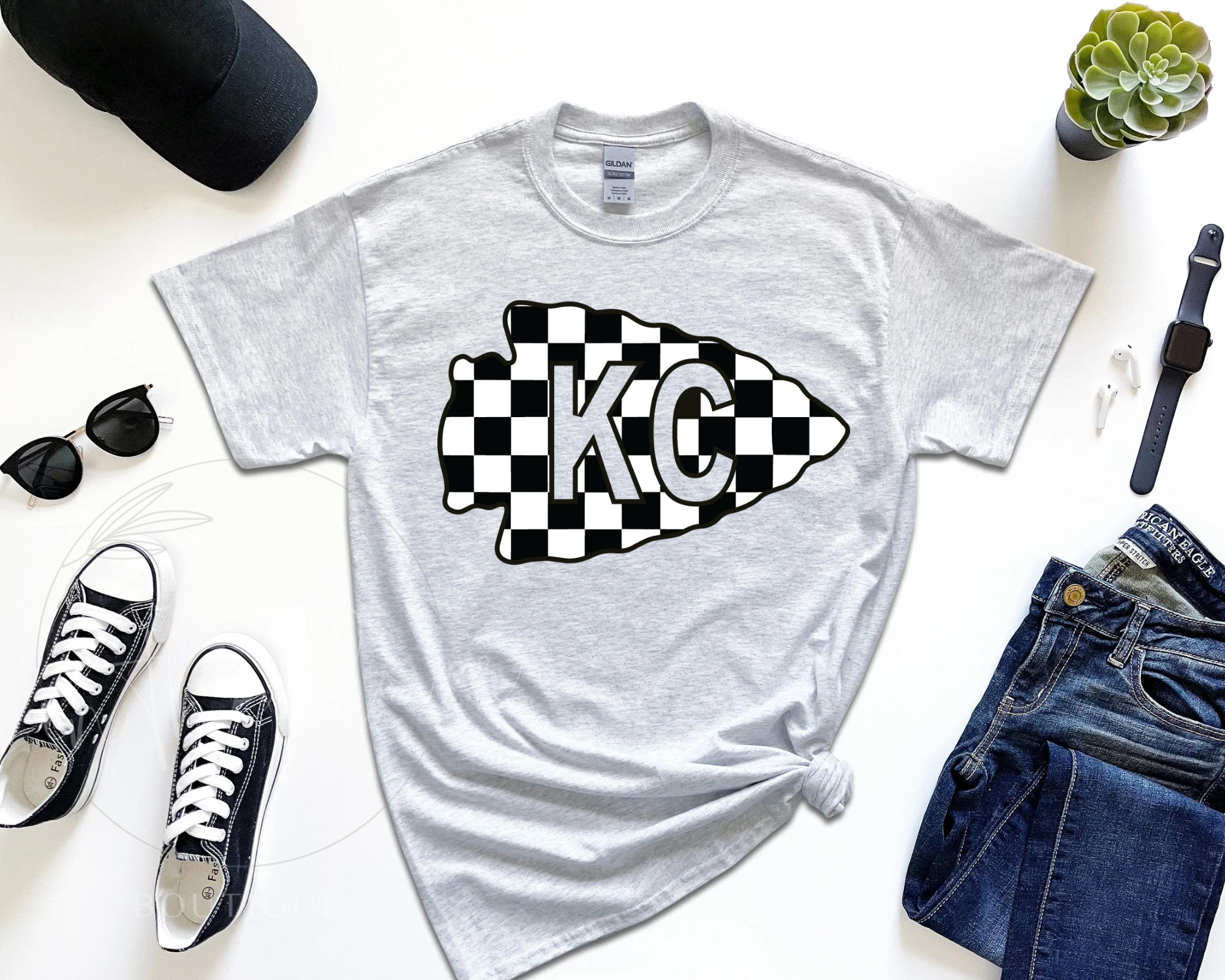 BLACK AND WHITE CHECKERED KC ARROWHEAD - ASH TEE