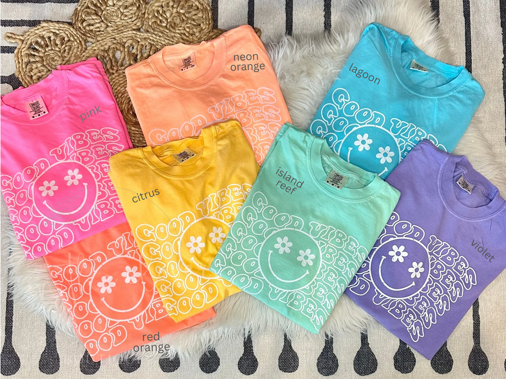 Good Vibes Smiley CC Tee
