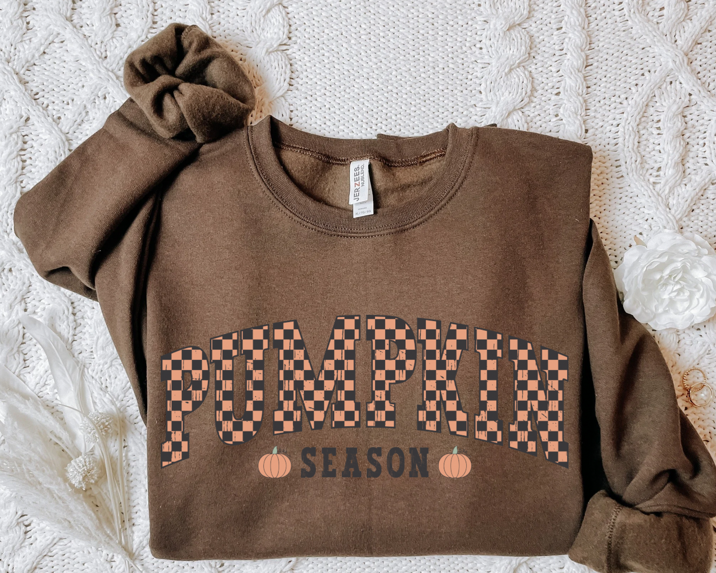 CHECKERED PUMPKIN SEASON - BROWN CREWNECK