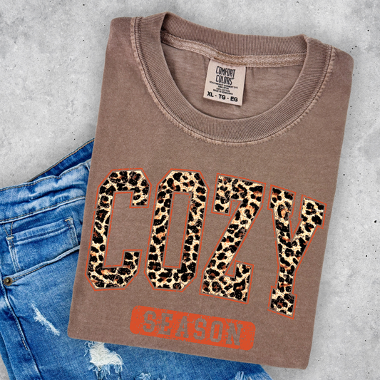 LEOPARD COZY SEASON - ESPRESSO TEE