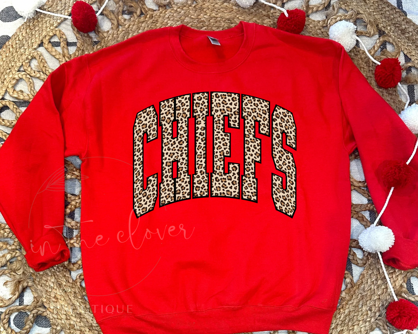 ARCHED LEOPARAD CHIEFS - RED CREWNECK