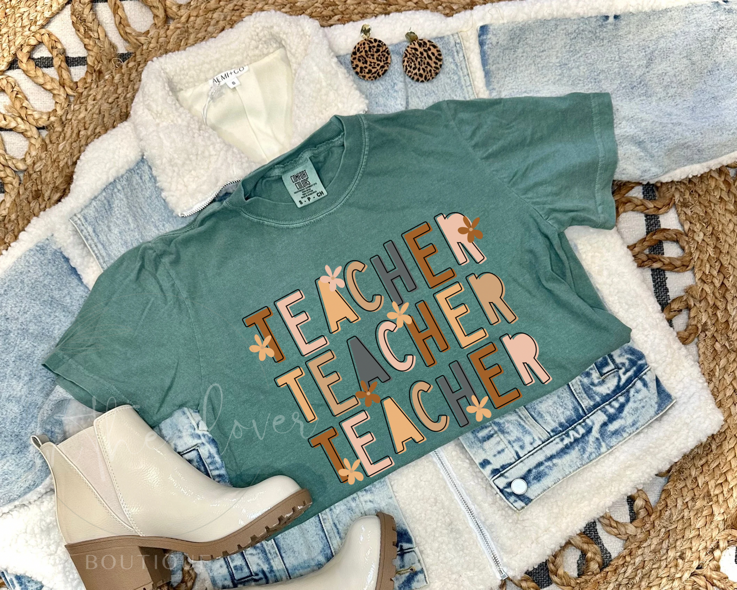 REPEAT FLORAL TEACHER - GREEN TEE