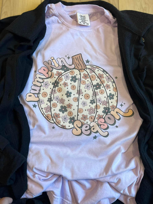 PUMPKIN SEASON - ORCHID TEE