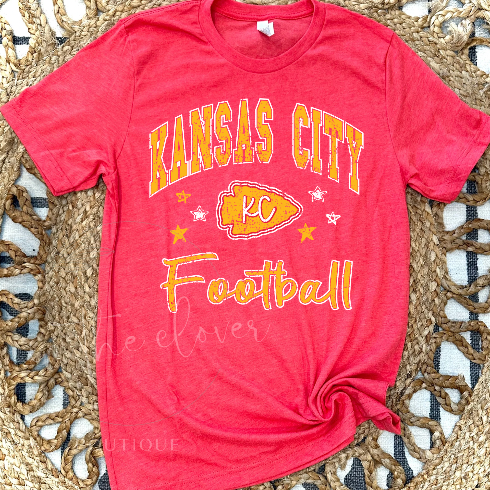 KANSAS CITY FOOTBALL WITH DOODLE STARS - HEATHER RED TEE
