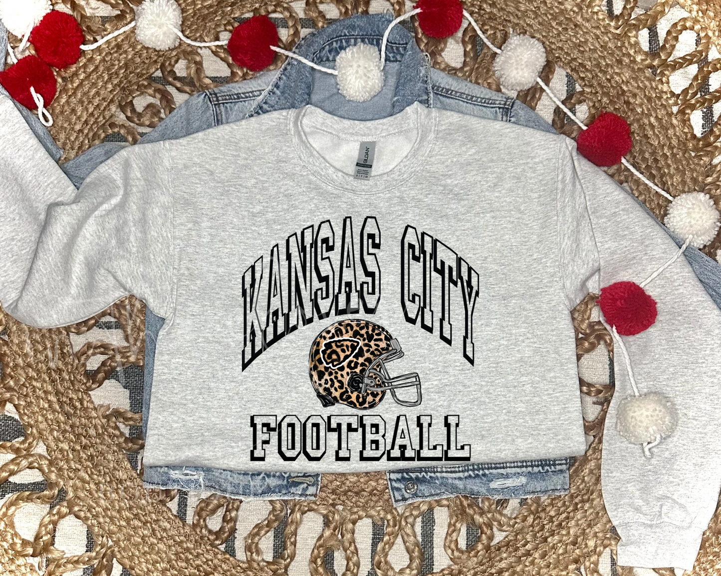 HOLLOW KANSAS CITY FOOTBALL LEOPARD HELMET - ASH CREWNECK