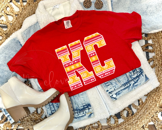 KC UGLY SWEATER - RED TEE