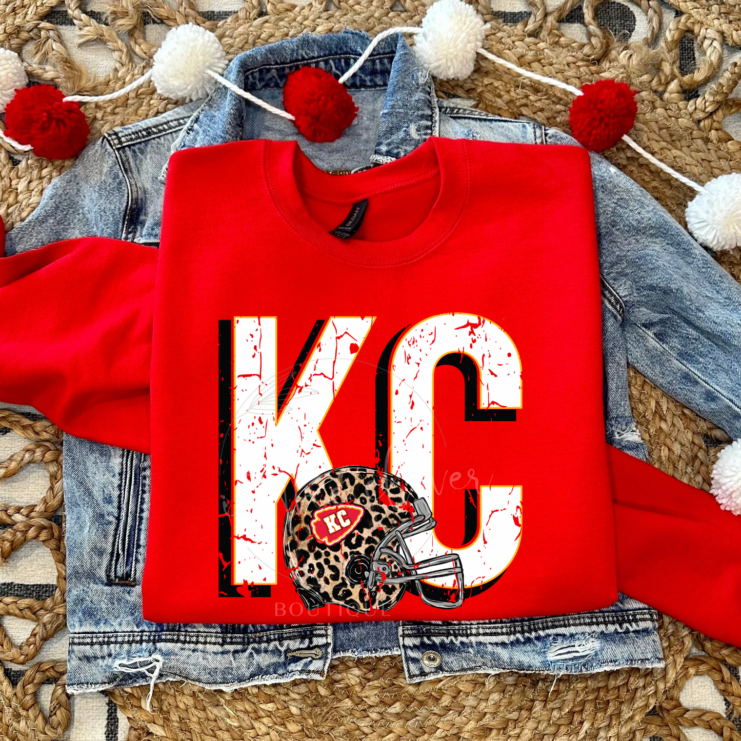 DISTRESSED BLOCK KC LEOPARD HELMET - RED CREWNECK