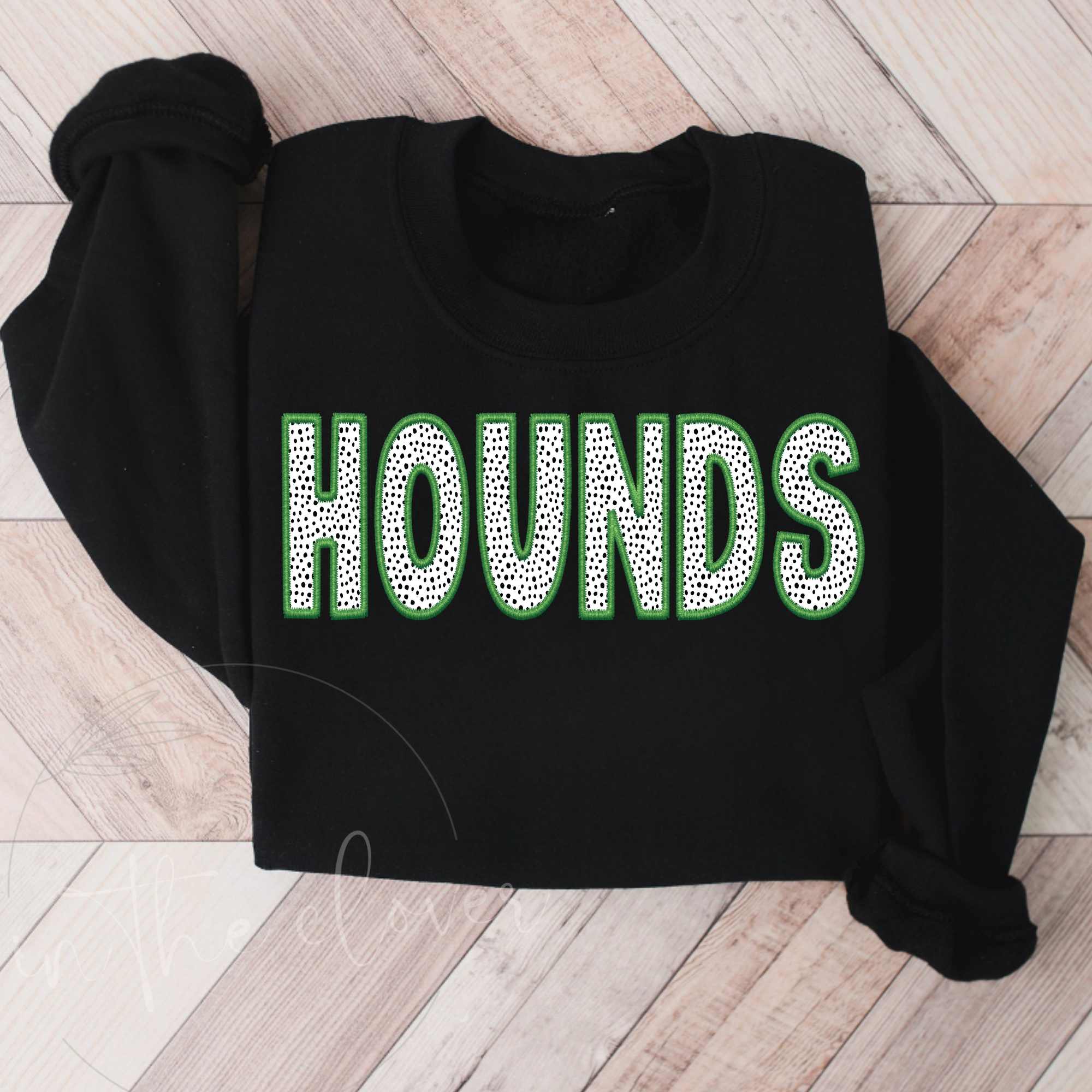 Hounds Dotted Green Faux Embroidery Black Crewneck