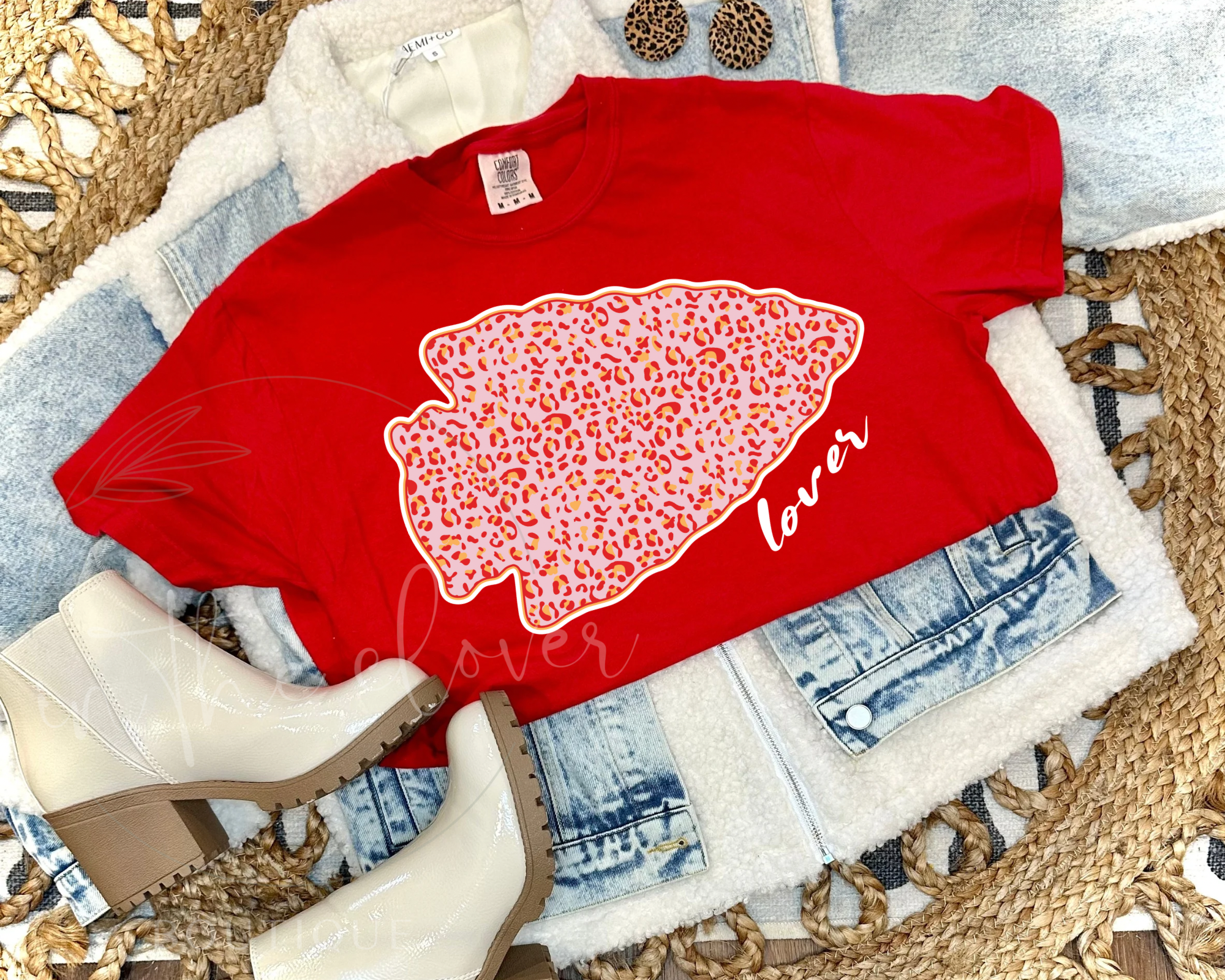 LEOPARD LOVER ARROWHEAD - RED TEE