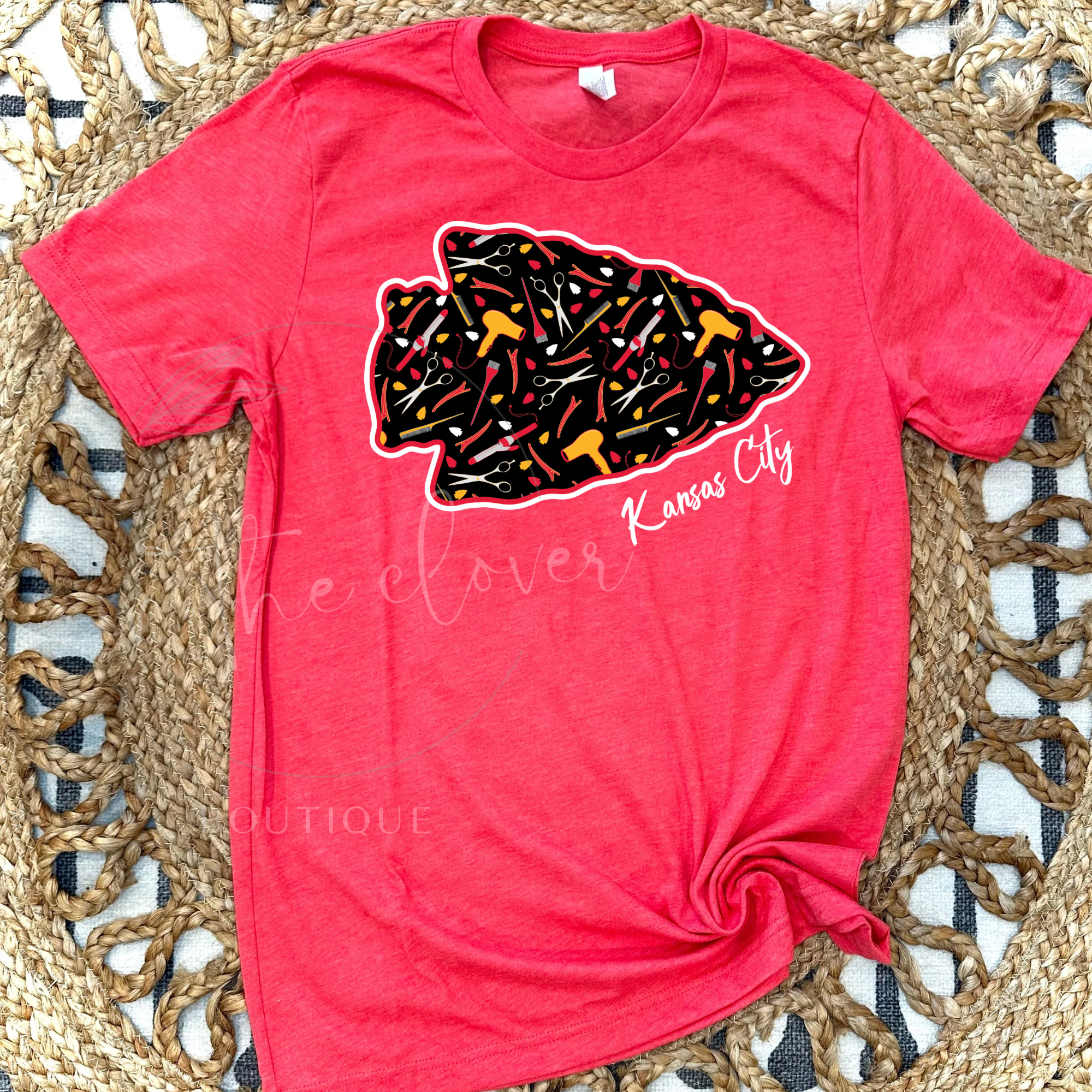 HAIRDRESSER THEMED ARROWHEAD - RED TEE