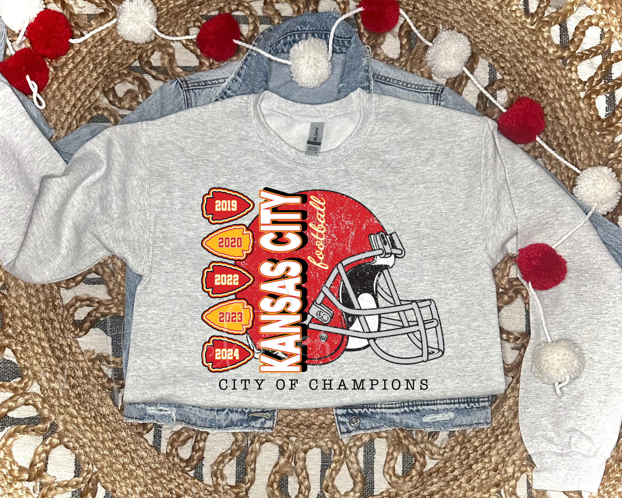 CITY OF CHAMPIONS - ASH CREWNECK