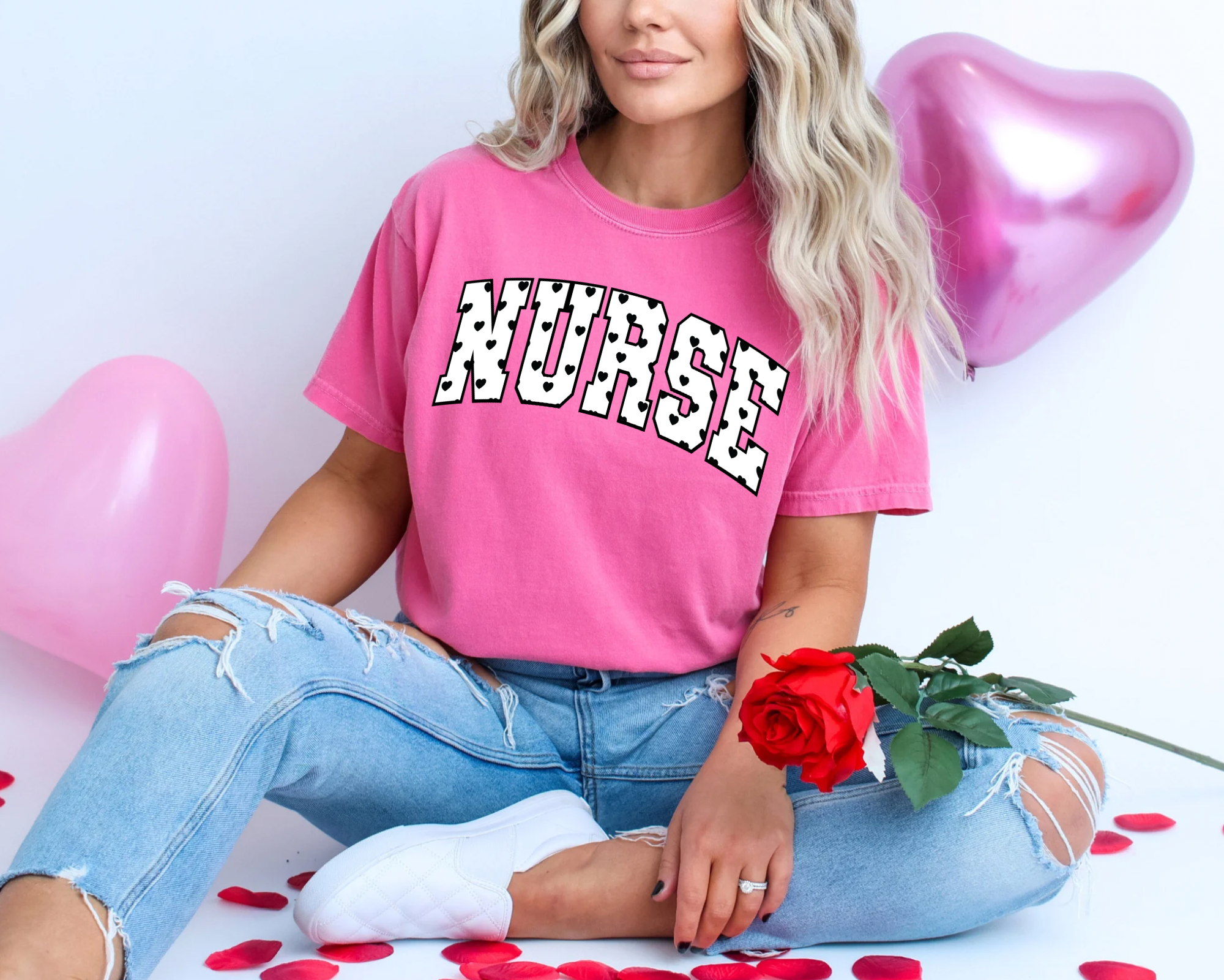 NURSE HEART - CRUNCHBERRY TEE