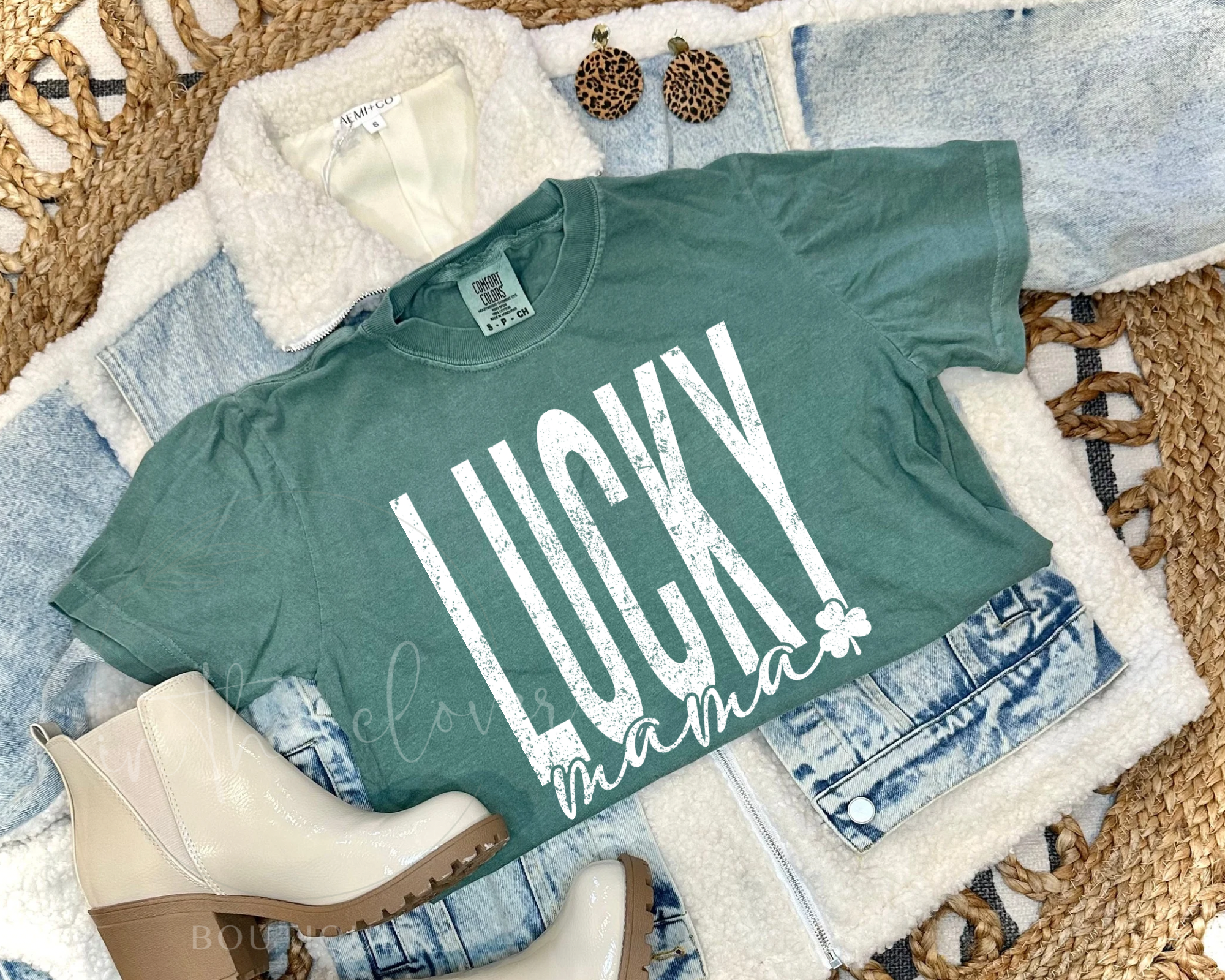 OVERSIZED LUCKY MAMA - GREEN TEE