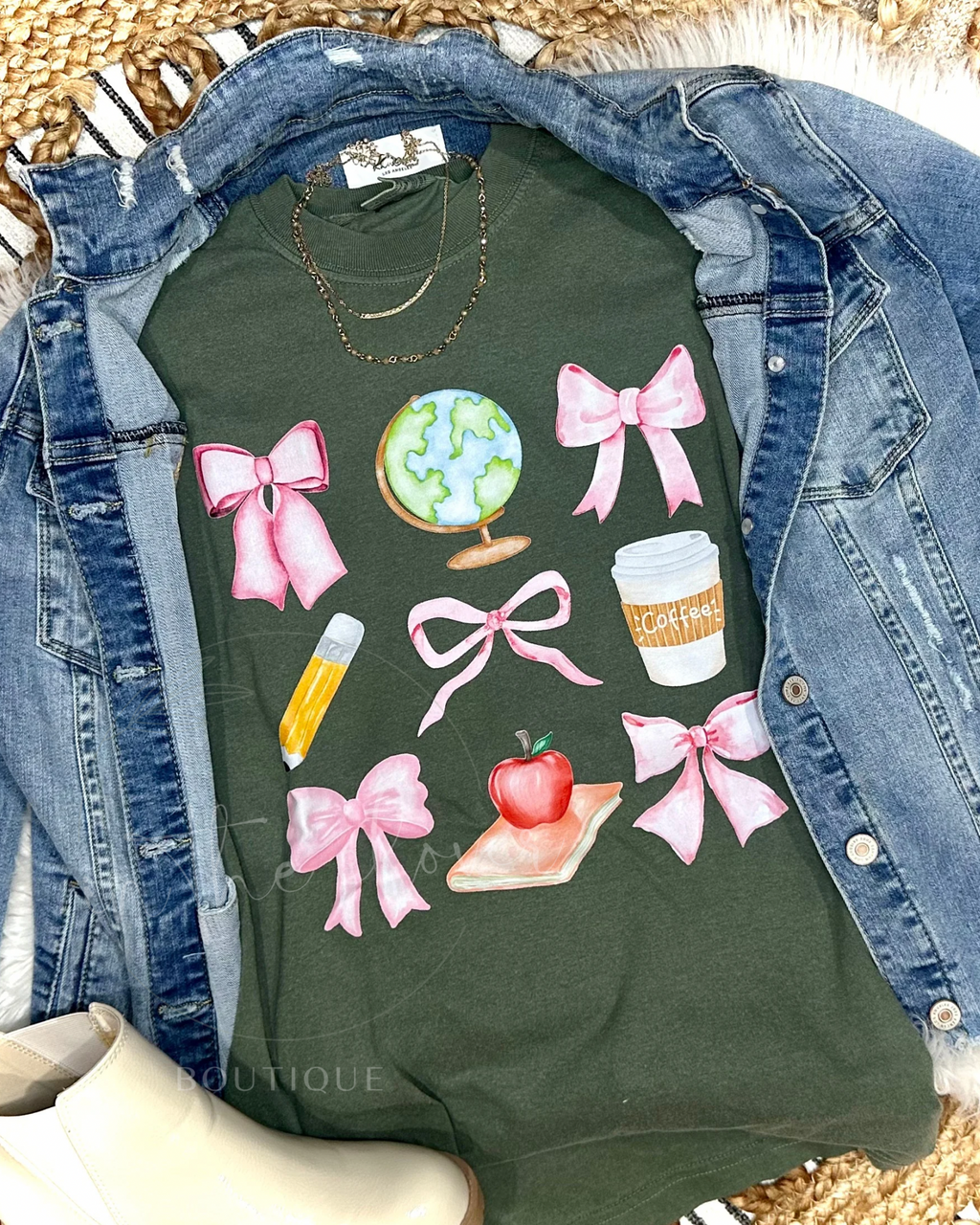 COQUETTE BOW TEACHER PATTERN - MOSS TEE
