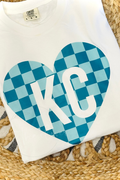 TEAL/WHITE CHECKERED KC HEART - WHITE TEE