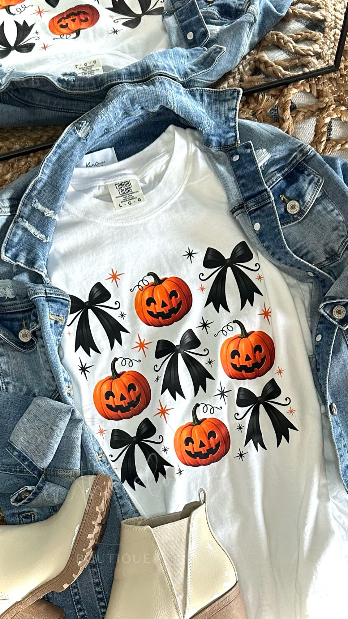 Pumpkins & Coquette Bows - White Tee
