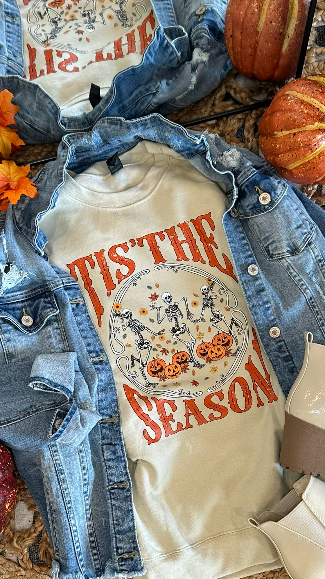 Tis The Season - Sand Crewneck