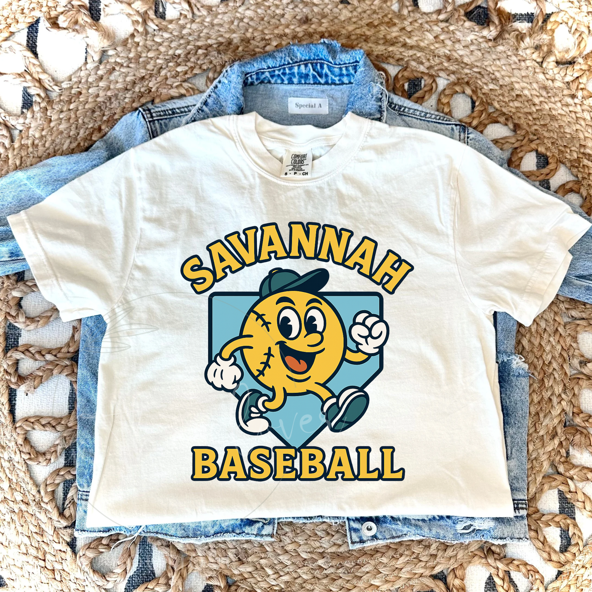 SAVANNAH BASEBALL HOME PLATE - IVORY TEE