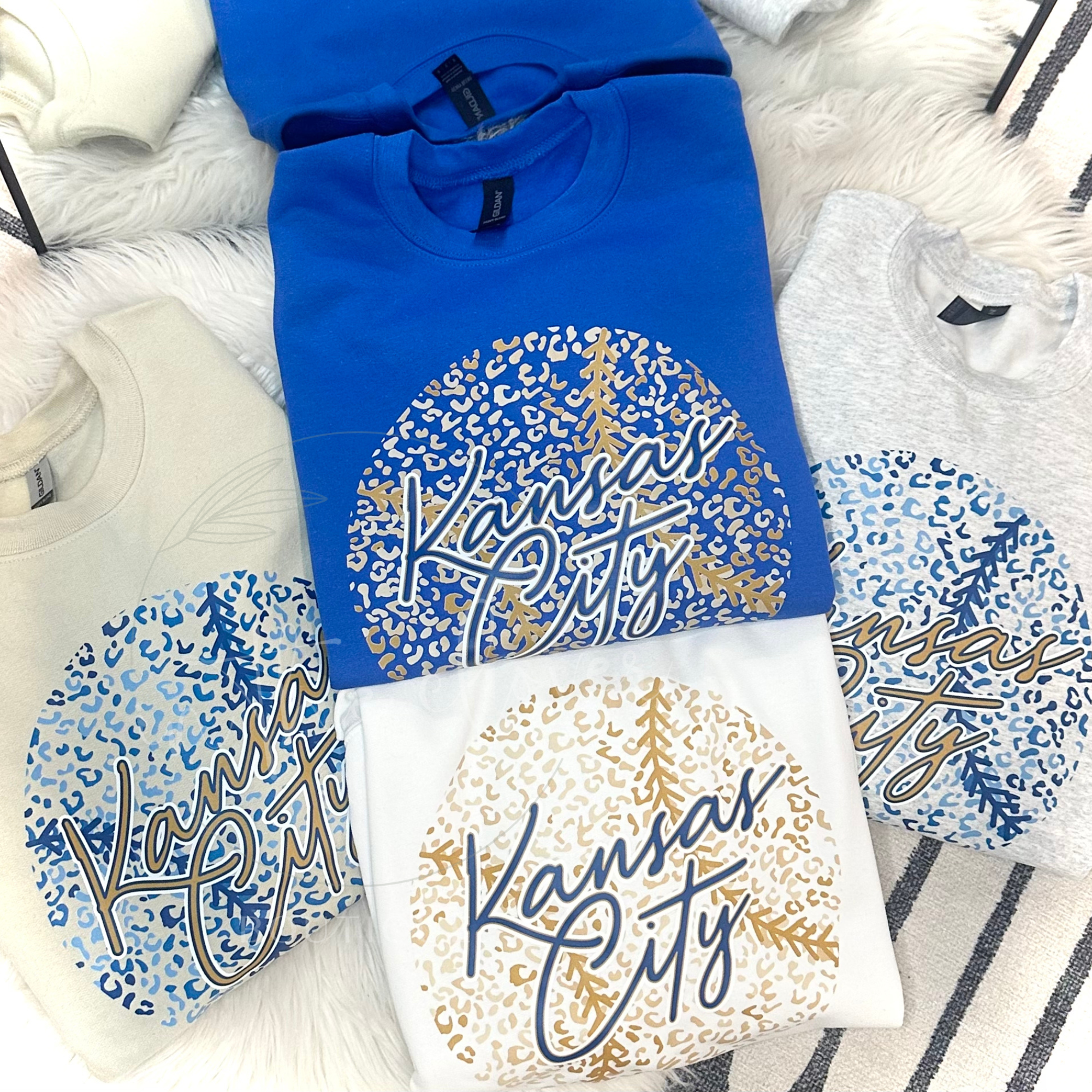 LEOPARD KANSAS CITY BASEBALL - SAND CREWNECK