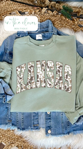 Duck Camo Coquette Bow Kansas -  Light Green Sweatshirt
