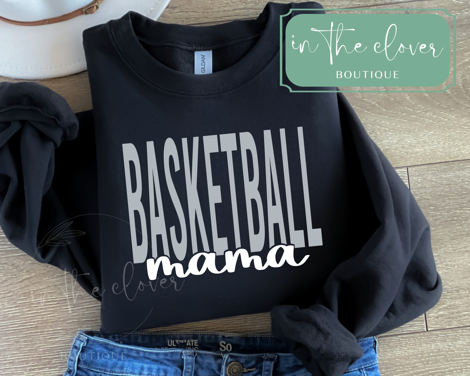 Oversized Basketball Mama - Black Crewneck