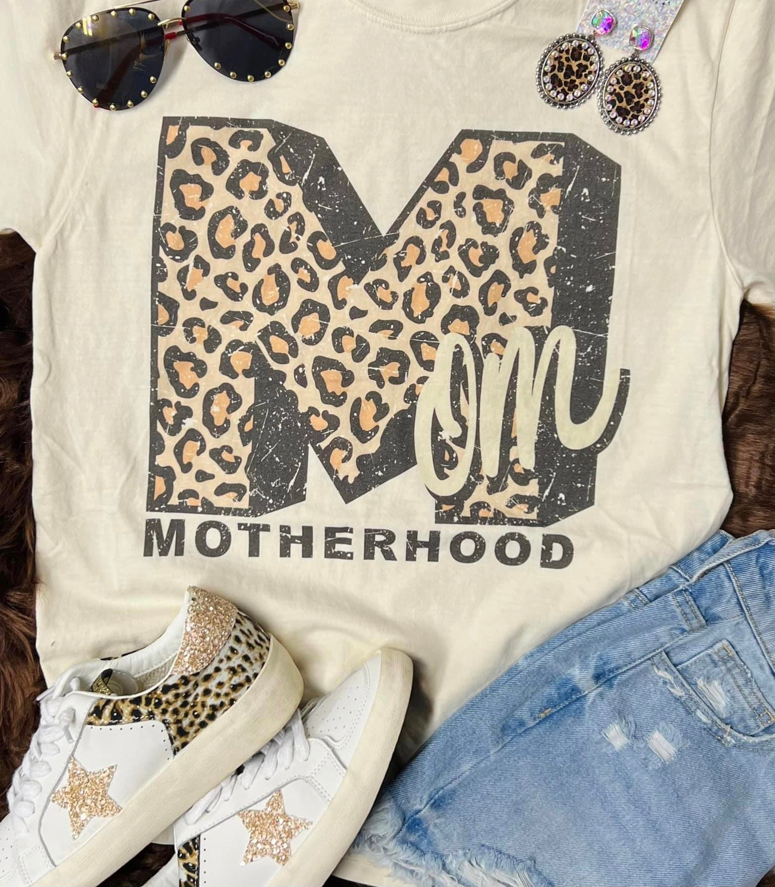 Motherhood - Ivory tee